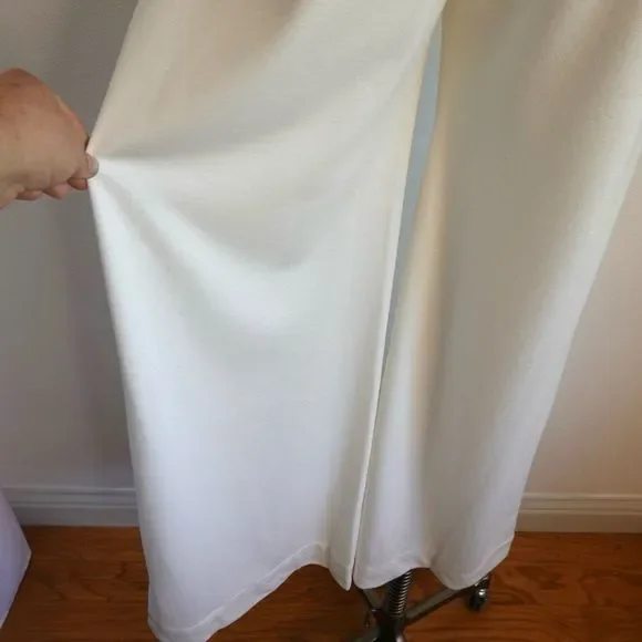 Suzie Kondi The Short Sleeve Stretch Jumpsuit Ivory Size Small NWT - Picture 11 of 16